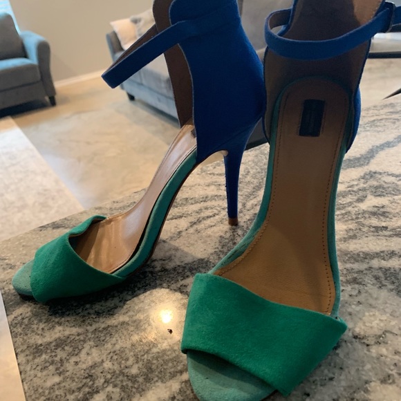 Zara size 7 heels - Picture 2 of 3